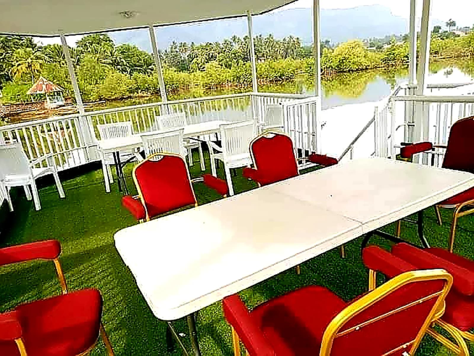 Conférence — terrasse vue lagune