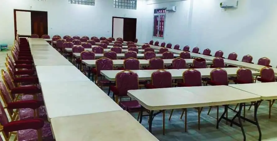 Salle Maneah - Maison Blanche Coyah